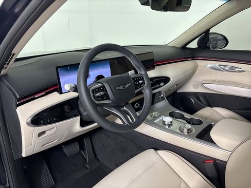New 2026 Genesis GV70 2.5T Advanced AWD/4WD image 18