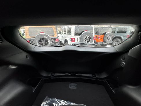 New 2026 Jeep Compass Limited image 36