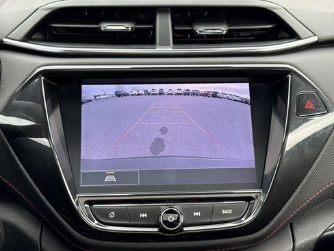 Used 2023 Chevrolet TrailBlazer RS w/ Sun and Liftgate Package image 5
