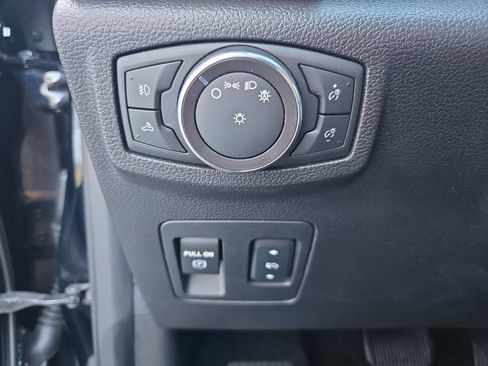 Used 2018 Ford F150 Lariat w/ Equipment Group 502A Luxury AWD/4WD image 25