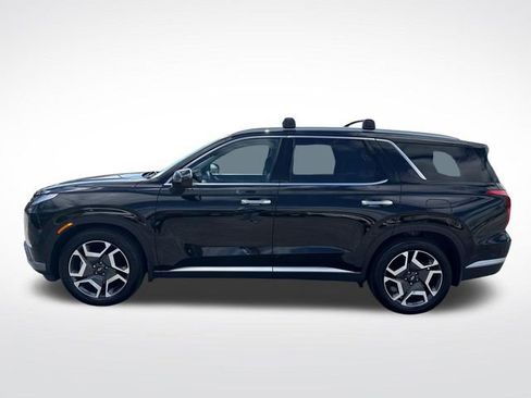 Used 2023 Hyundai Palisade SEL w/ Premium Package AWD/4WD image 2