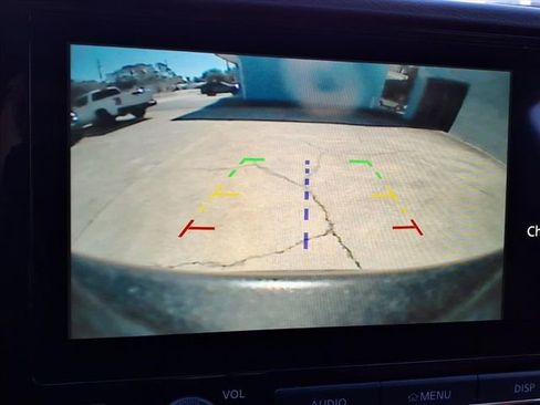 Used 2025 Nissan Frontier Pro-X image 26