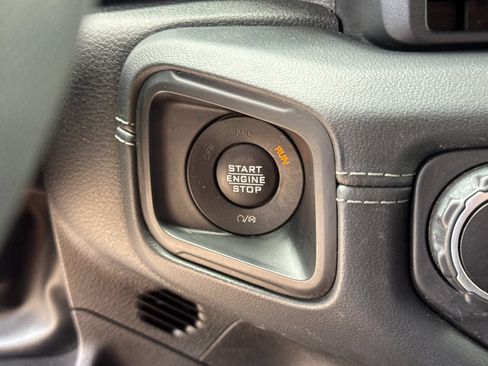 Used 2024 Jeep Wrangler High Altitude AWD/4WD image 26