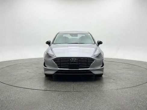Used 2025 Hyundai Sonata SEL image 2