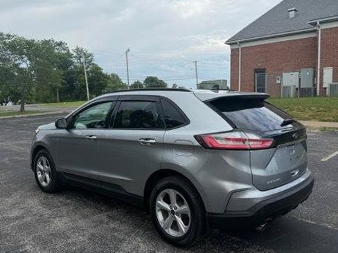 Used 2020 Ford Edge SE AWD/4WD image 4