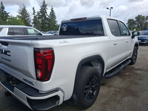 Used 2023 GMC Sierra 1500 Elevation AWD/4WD image 7