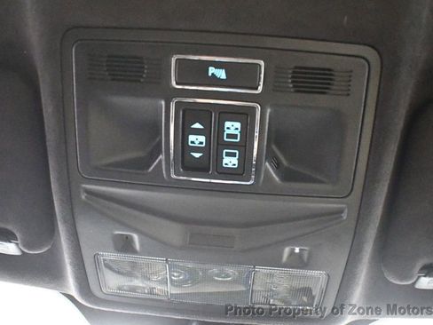 Used 2015 Jaguar XJ image 52