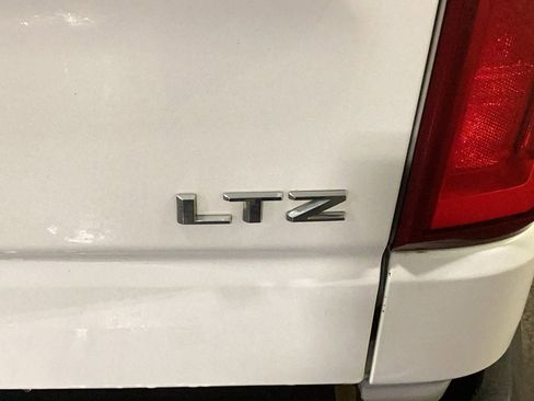 Used 2022 Chevrolet Silverado 1500 LTZ image 6