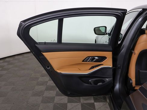 Used 2021 BMW 330i xDrive Sedan w/ Premium Package image 21