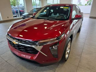 Used 2024 Chevrolet Trax LS w/ LS Convenience Package FWD video 2