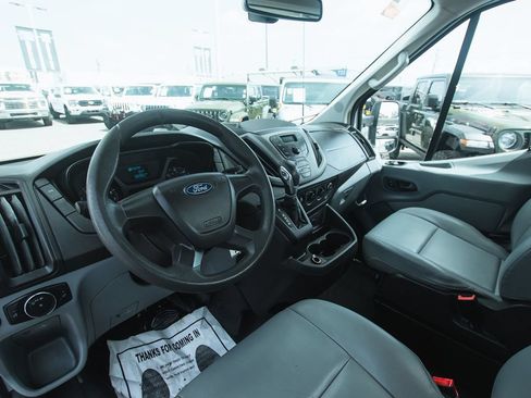 Used 2018 Ford Transit 250 138 RWD image 15