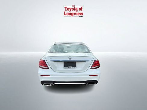 Used 2019 Mercedes-Benz E 300 E 300 w/ Premium 1 Package image 4