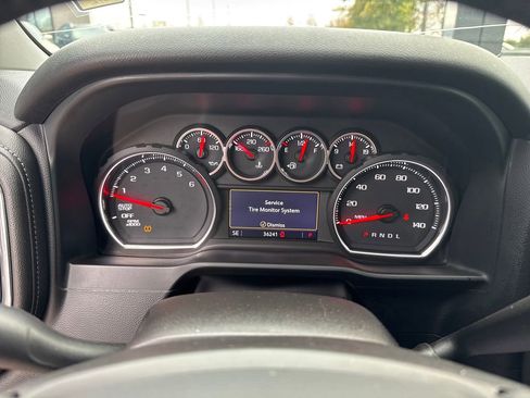 Used 2019 Chevrolet Silverado 1500 LT w/ All-Star Edition image 21