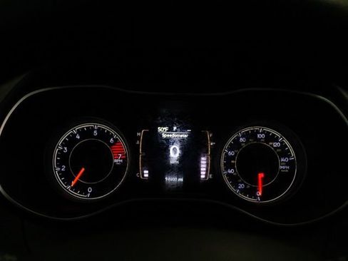 Used 2020 Jeep Cherokee Latitude image 11