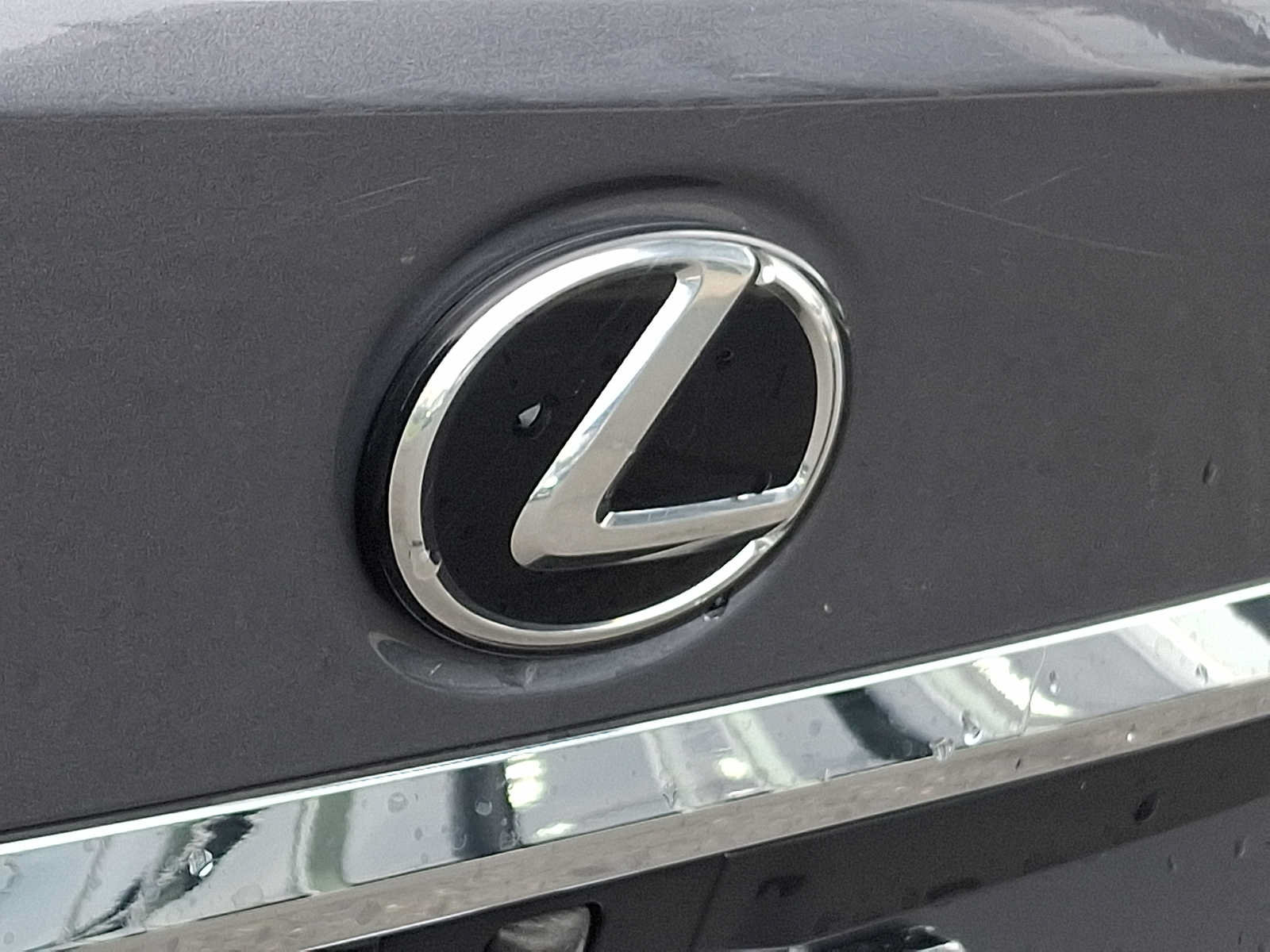 Used 2019 Lexus ES 350 Ultra Luxury w/ Accessory Package 2 FWD image 29