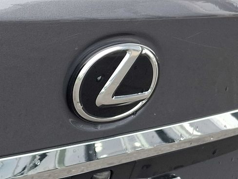 Used 2019 Lexus ES 350 Ultra Luxury w/ Accessory Package 2 FWD image 29