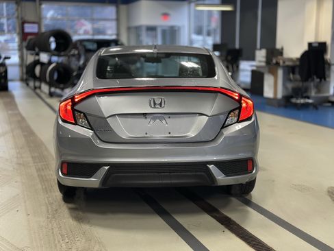 Used 2018 Honda Civic EX-T image 6