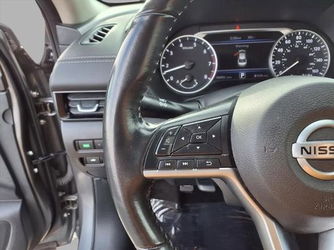 Used 2022 Nissan Sentra SV image 10