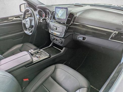 Used 2017 Mercedes-Benz GLE 43 AMG 4MATIC image 19