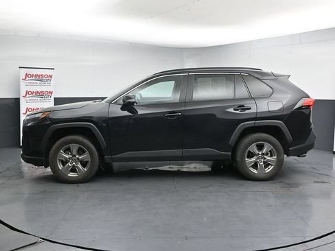 Used 2024 Toyota RAV4 XLE AWD/4WD image 5
