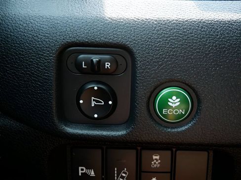Used 2016 Honda Pilot Elite image 18