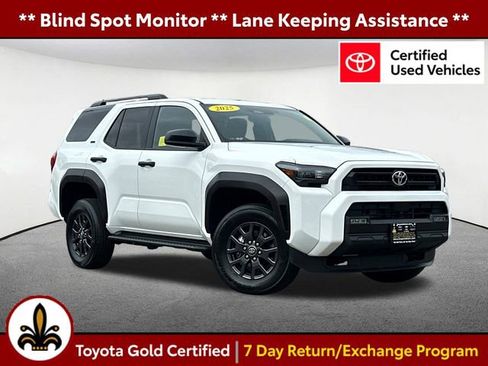 Certified 2025 Toyota 4Runner SR5 AWD/4WD image 1