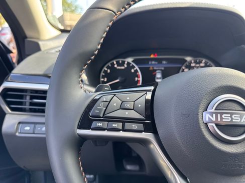 New 2025 Nissan Altima 2.5 SR w/ SR Premium Package image 15