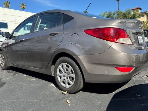 Used 2014 Hyundai Accent GLS image 4