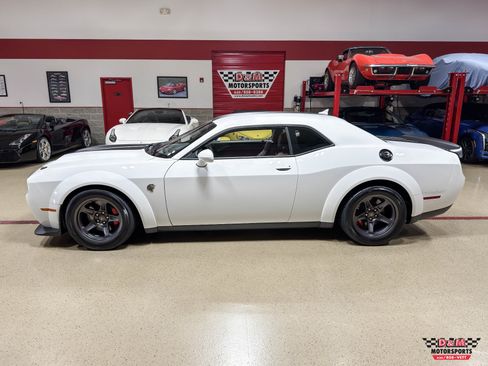 Used 2021 Dodge Challenger SRT Super Stock RWD image 2