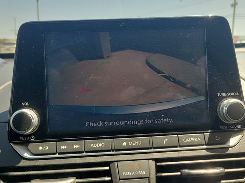 Used 2023 Nissan Altima 2.5 SV FWD image 20