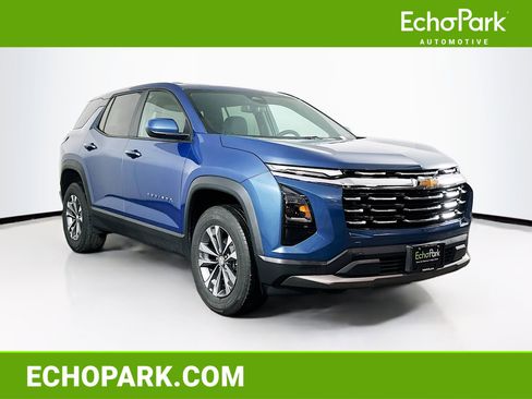 Used 2025 Chevrolet Equinox LT FWD image 1