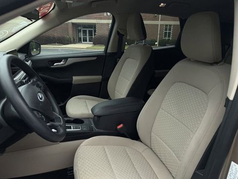 Used 2020 Ford Escape SE FWD image 5