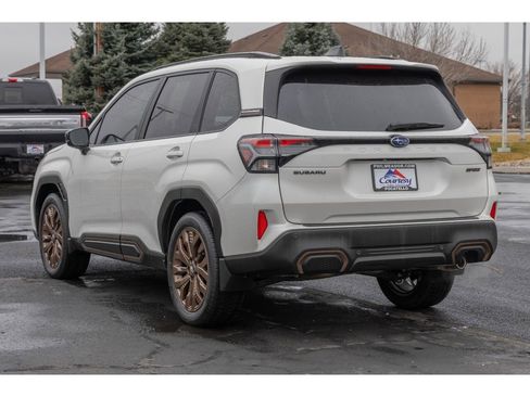 Used 2025 Subaru Forester Sport image 5