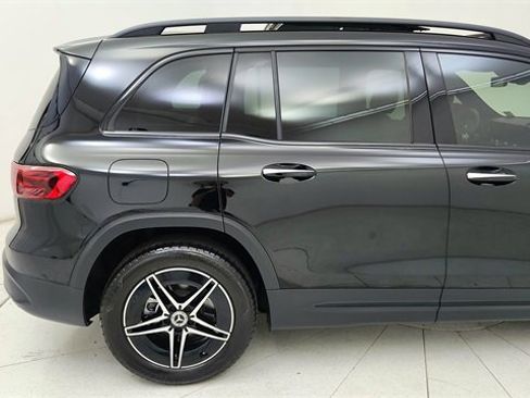 Used 2024 Mercedes-Benz EQB 250+ 250+ image 12