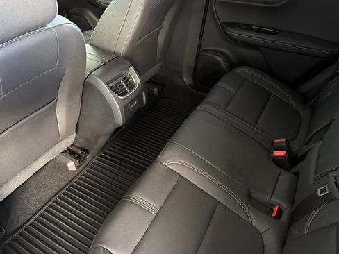 Used 2023 Chevrolet Blazer LT w/ Midnight/Sport Edition FWD image 13