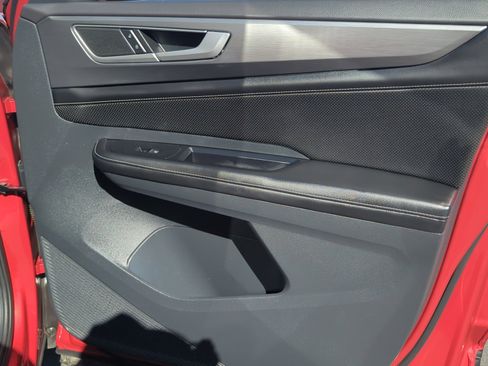 Used 2024 Volkswagen Atlas Cross Sport SE image 16