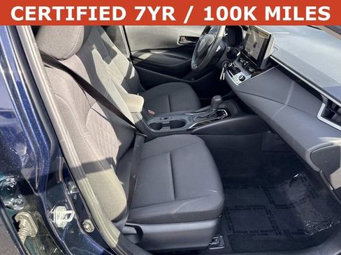 Used 2025 Toyota Corolla LE image 9