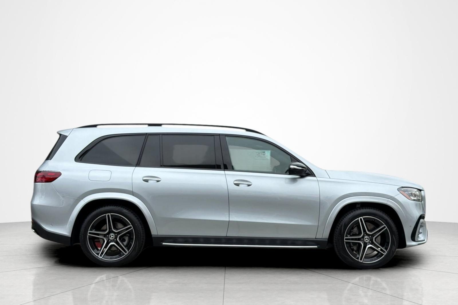 New 2026 Mercedes-Benz GLS 450 4MATIC image 6