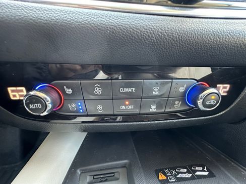 Used 2024 Buick Enclave Avenir w/ Avenir Technology Package FWD image 20