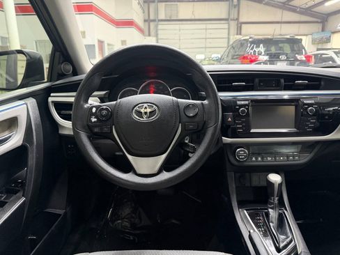 Used 2016 Toyota Corolla LE FWD image 21