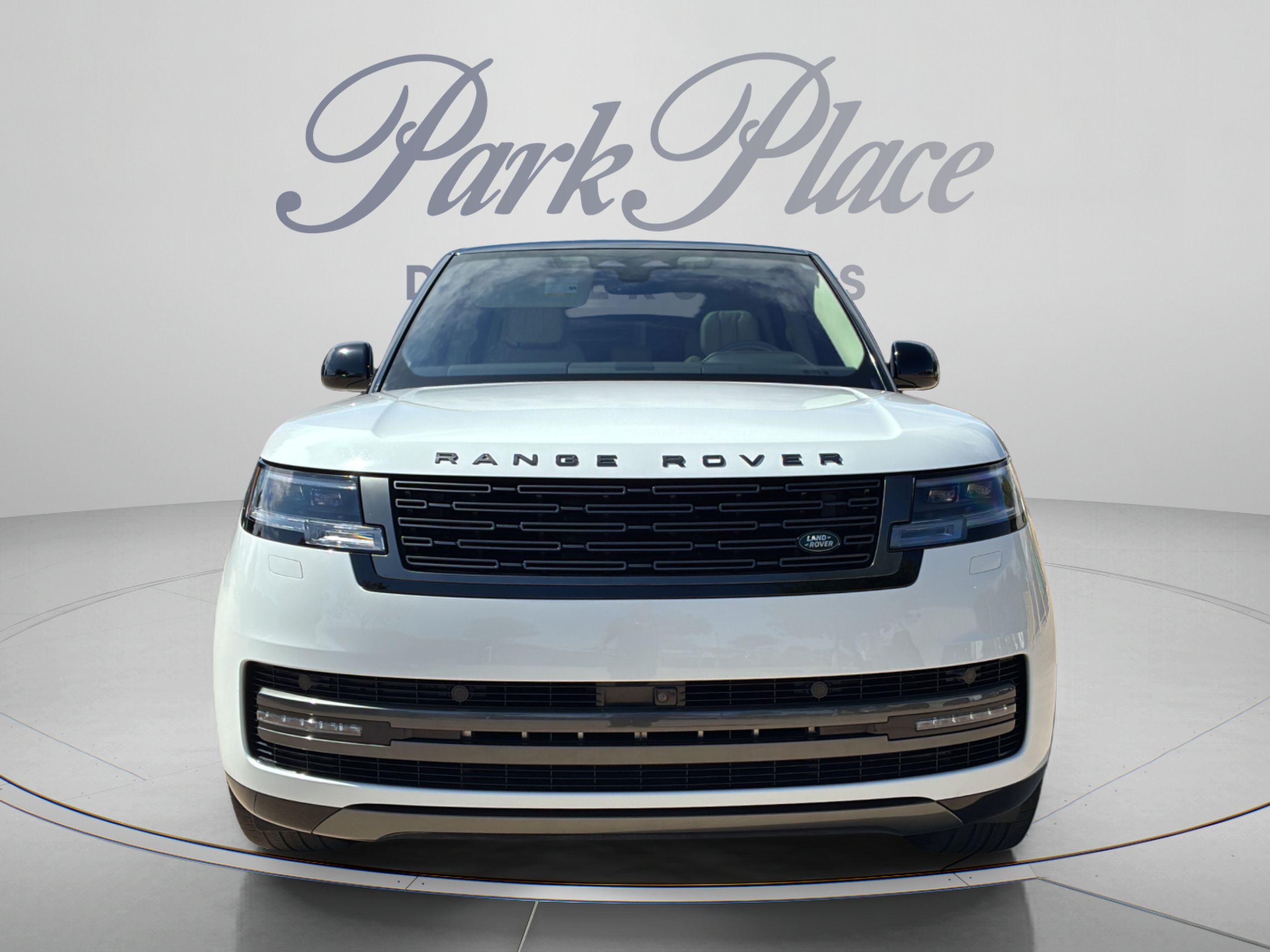 Used 2023 Land Rover Range Rover SE AWD/4WD image 8