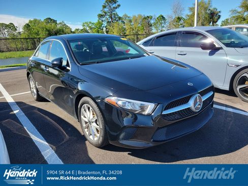Used 2020 Mercedes-Benz A 220 A 220 image 1
