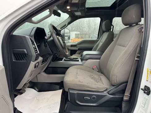 Used 2017 Ford F250 XLT w/ XLT Premium Package image 15