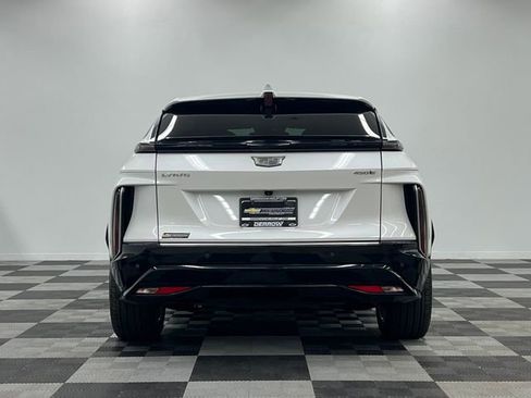 Used 2024 Cadillac Lyriq Tech image 8