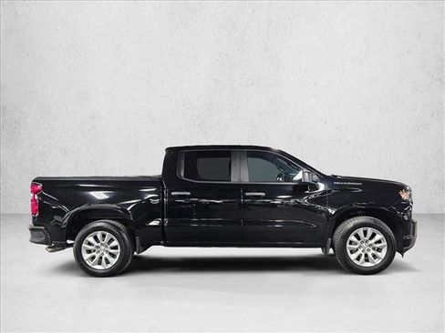 Used 2020 Chevrolet Silverado 1500 Custom w/ Custom Value Package image 5