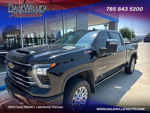 Used 2024 Chevrolet Silverado 2500 LTZ w/ LTZ Plus Package AWD/4WD image 1