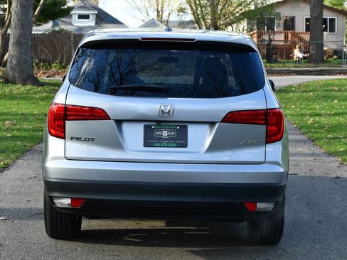 Used 2018 Honda Pilot EX image 5