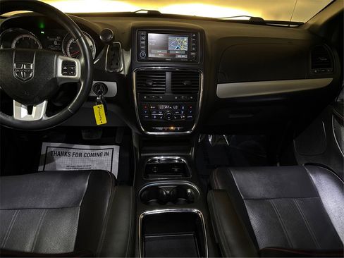 Used 2017 Dodge Grand Caravan GT image 35