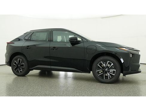 New 2026 Toyota bZ FWD image 28
