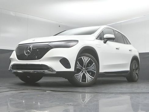 Used 2023 Mercedes-Benz EQE 350+ 4MATIC SUV image 38